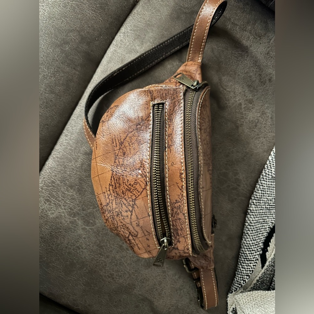Patricia Nash belt bag - used a few times perfect condition
